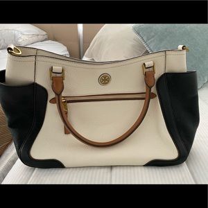 Tory Burch handbag/crossbody